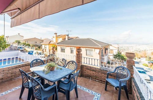 Barrio de la Vega Casa | 5 bedroom accommodation in Monachil
