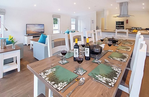 New Forest District Chalet De Esquí | Alojamiento de 5 habitaciones en Milford-on-Sea, Nr Lymington