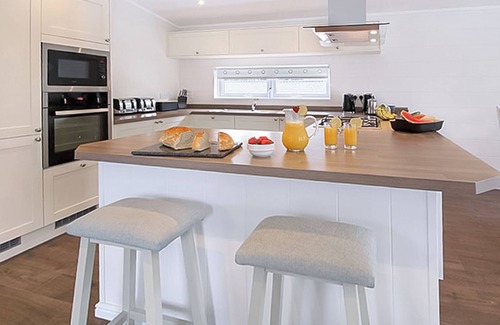 New Forest District Chalet De Esquí | Alojamiento de 5 habitaciones en Milford-on-Sea, Nr Lymington