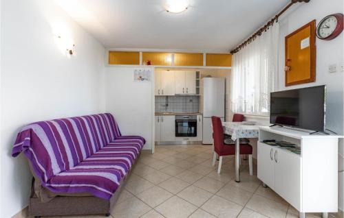 Klenovica Casa | 5 Bedroom Amazing Home In Klenovica