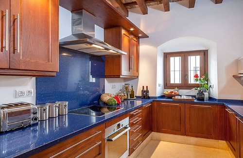 Medina-Sidonia Casa | Andaluz Patio House de 5 dormitorios, piscina privada, vista al mar, con capacidad para 12 invitados