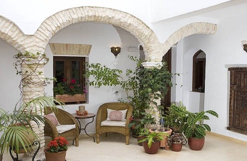 Medina-Sidonia Casa | Andaluz Patio House de 5 dormitorios, piscina privada, vista al mar, con capacidad para 12 invitados