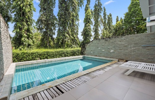 Kathu Casa | Villa de 5 dormitorios / baños para 14 personas, piscina privada, a 7 km de la playa de Patong.