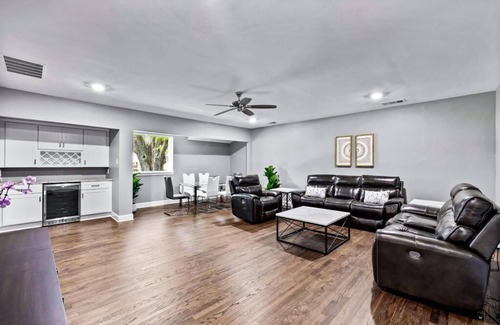 Northwest Dallas Casa | 5 Bedroom beauty in the heart of Dallas