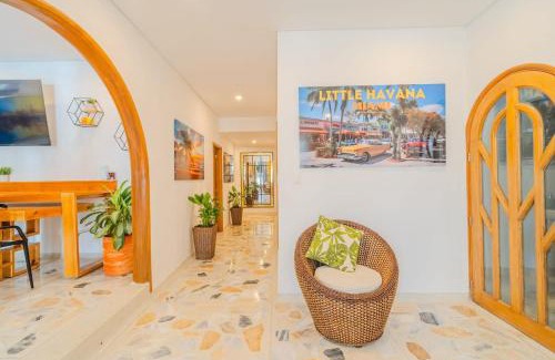 Pie del Cerro Casa | 5 Bedroom Cartagena Villa - Close to Walled City