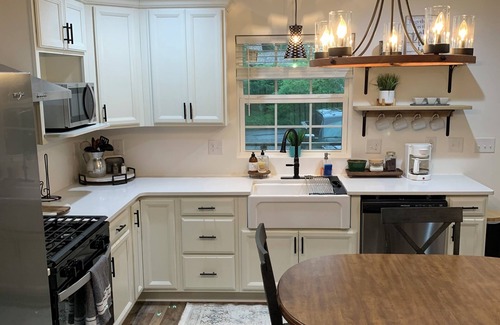 Thayerville Cabaña | 5 Bedroom Cottage in Deep Creek