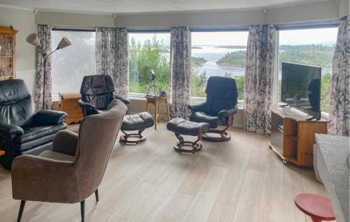 Tregde Casa | 5 Bedroom Cozy Home In Mandal