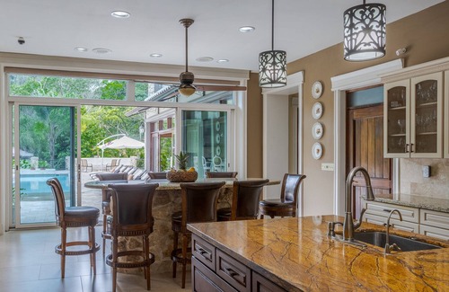 Boquete Casa | 5 bedroom estate home in a gated community within walking distance to town.
