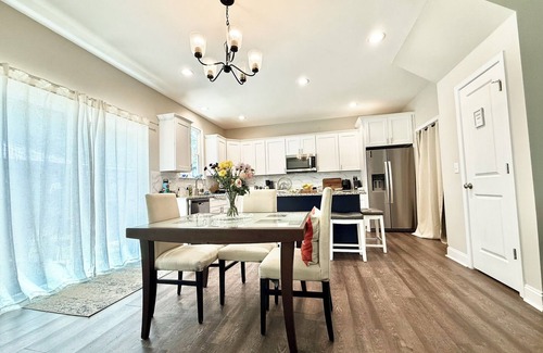 Westport Casa | 5 Bedroom Family Home in Denver - Westport - Lake Norman