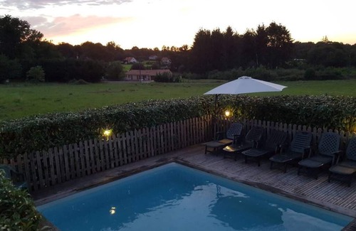 Piegut-Pluviers Casa | 5 Bedroom house w/pool, living room, kitchen. Family and Pet friendly!