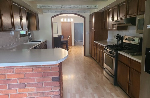 Clear Lake Casa | 5-bedroom house in awesome Clear Lake with WiFi, AC