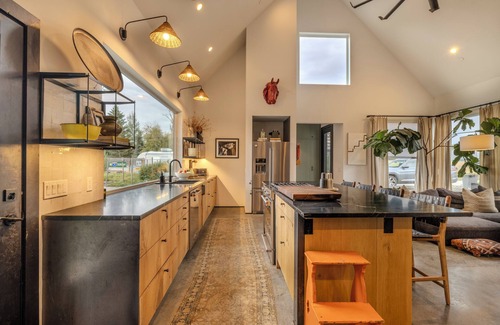 Four Corners Casa | 5-bedroom house in Bozeman with Fitness room, Sauna, Hot Tub