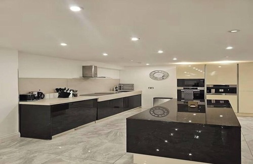 Chelsea Casa | 5 Bedroom House in Prime Chelsea