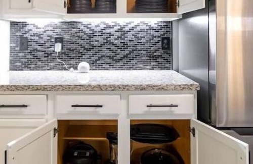 Greenacres Casa | 5 Bedroom House in Beautiful NW Bakersfield