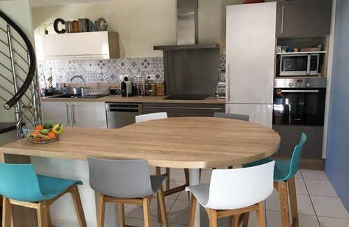 La Rochelle Casa | 5 bedroom house with pool in La Rochelle