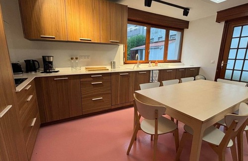 Arras Casa | 5-bedroom house with free parking