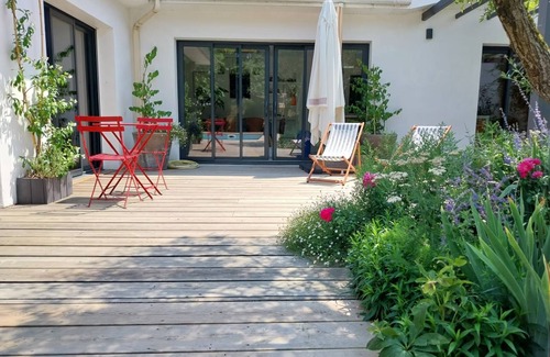 Le Bouscat Casa | 5-bedroom house with pool in Bordeaux.