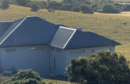 Kenton on Sea Casa | 5 Bedroom Imbabala Eco-Lodge nestled in a peaceful estate with stunning views