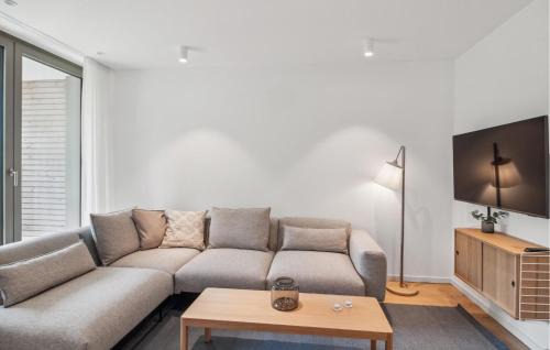 Tossens Apartamento | 5 Bedroom Lovely Apartment In Tossens