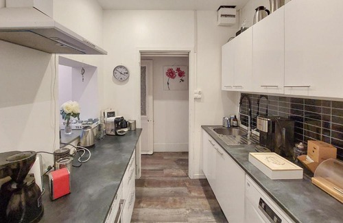 Magny-en-Vexin Casa | 5 Bedroom Lovely Home In Magny-En-Vexin