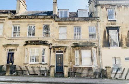 Upper Town Apartamento | 5 Bedroom magnificent Georgian Townhouse- city centre