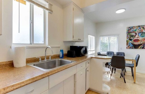 Rampart Village Casa | 5 Bedroom Mid-Wilshire Compound