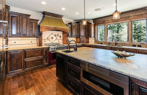 South Lake Tahoe Casa | Finca de lujo de 6 dormitorios en la montaña con piscina cubierta en 4 acres -Disc abril / mayo