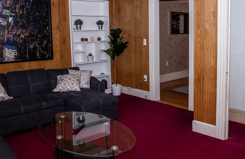 Westside Norwich Casa | Casa de 5 dormitorios en Norwich - 7 minutos de Mohegan