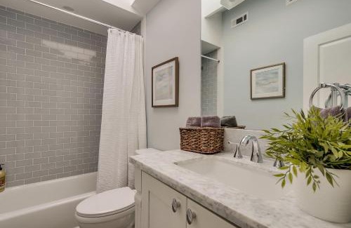 Fullerton Casa | 5 Bedroom plus loft room, 3 Bath home