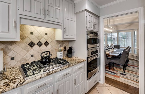 Rowlett Casa | 5 Bedroom Pool & Spa Handicap Accessible