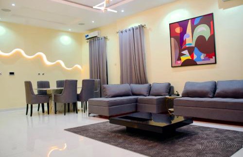 Ofin Apartamento | 5 Bedroom semi detached Apartment by Ellestar Homes