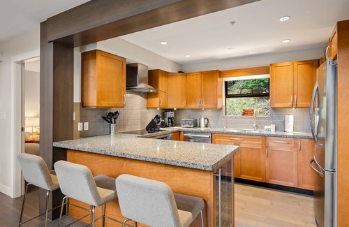 Upper Village Casa | 5 habitaciones con entrada / salida en las pistas de Blackcomb
