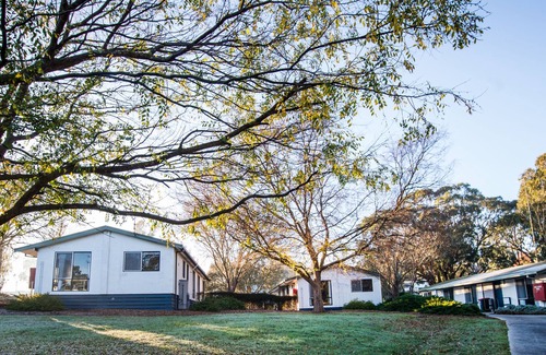 Churchill Casa | 5 bedroom unit in quiet Churchill location