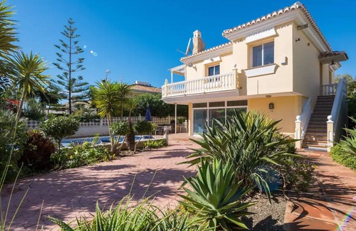 Velez-Malaga Villa | 5 Bedroom villa split into 2 apartments