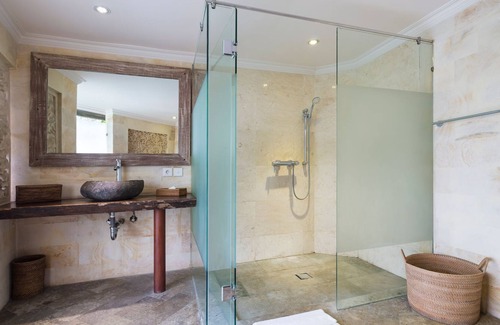 Singakerta Villa | Villas de 5 habitaciones con piscina espaciosa