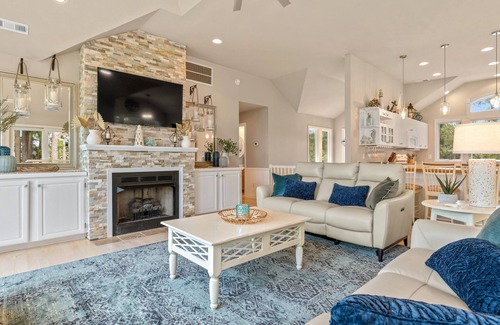 Whalehead Beach Casa | 5 Bedroom with views of the Currituck Sound & award winning resort amenities!