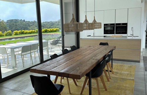 Begur Villa | Diseño Moderno Villa con Vistas al mar y Piscina, Begur, Costa Brava,