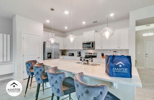 Davenport Casa | 5 Bedrooms 45 Bathrooms Windsor Island 602 Jl