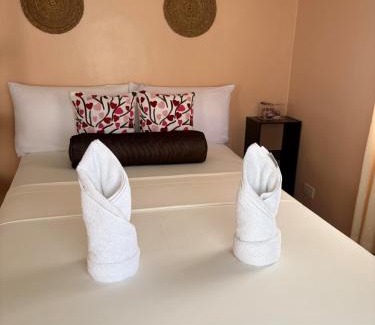 Pilar Casa | 5 Bedrooms Beach Retreat House