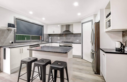 Leopold Casa | 5 Bedrooms I Sleeps 13 I Bellarine Peninsula