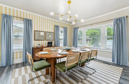Central Oklahoma City Casa | 5 Beds Downtown OKC with Pickleball Court, Fire Pit, Hot Tub, Game Lounge