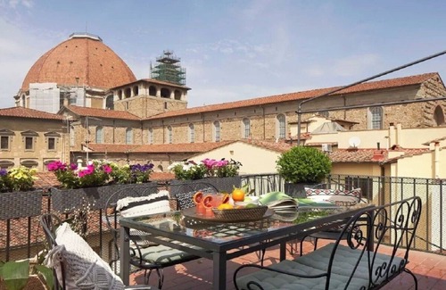 Duomo Apartamento | 5 Beds With Unparalleled Views. Exceptional Style in Borgo San Lorenzo