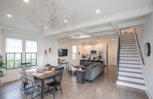 Historic Downtown Franklin Casa | April Sale! 5-Block Stroll to Downtown Franklin