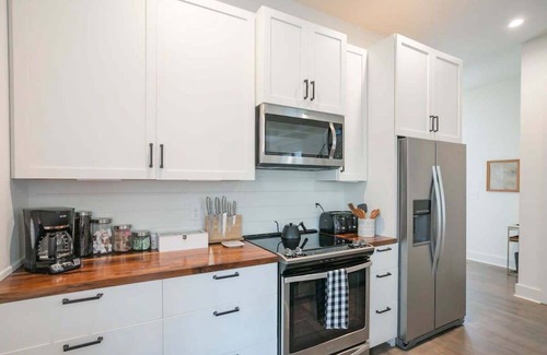 Historic Downtown Franklin Casa | April Sale! 5-Block Stroll to Downtown Franklin