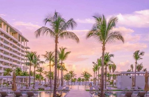 Playa Mujeres Casa | 5-Diamond Spacious 3-bedroom loft resort. Breath taking ocean views, relaxing.