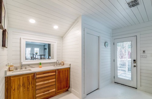 Hancock Casa | 5 ★| Downtown Group Bungalow|Near UT★