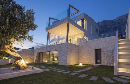 Zelenka Villa | Villa de lujo moderna de 5 *