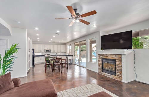 Augusta Ranch Casa | 5 King beds! Large home, sleeps 18 in beds! Outdoor pool and firepit!