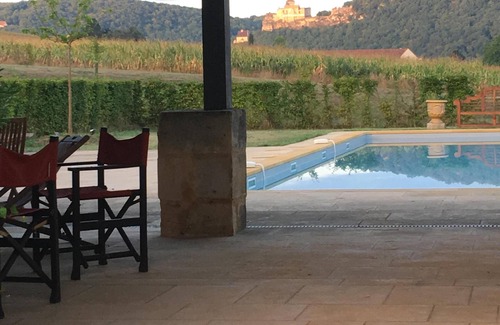Vezac Casa | Vista panorámica de los 4 castillos!