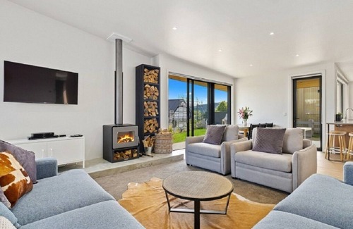 Gulberg Casa | 5 Marla Peaceful Family Home
